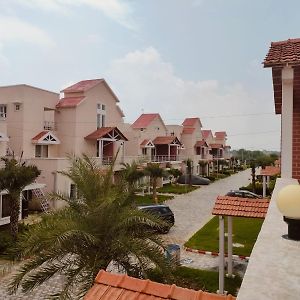 Umang - Premium Resort Like Villa In Vrindavan